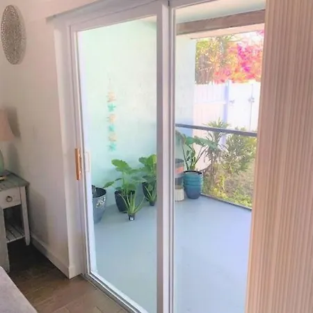 Beautiful Bright & Sparkling 2Bed 1Bath Beach Retreat - Unit 212 Cocoa Beach Exterior photo