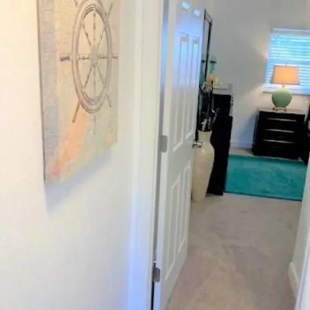 Beautiful Bright & Sparkling 2Bed 1Bath Beach Retreat - Unit 212 Cocoa Beach Exterior photo